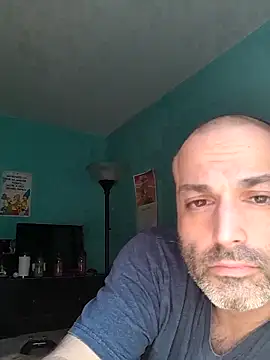 Snapshot of Novabear6996 chatting on 03-13-25, 04:01 Novabear6996 online show from 03-13-25, 04:01