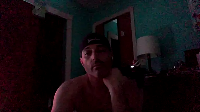 Snapshot of Novabear6996 chatting on 03-15-25, 12:34 Novabear6996 online show from 03-15-25, 12:34
