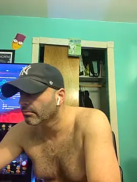 Snapshot of Novabear6996 chatting on 03-19-25, 12:04 Novabear6996 online show from 03-19-25, 12:04