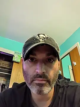 Snapshot of Novabear6996 chatting on 03-22-25, 08:37 Novabear6996 online show from 03-22-25, 08:37