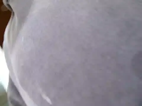 Snapshot of Novabear6996 chatting on 09-24-25, 06:39 Novabear6996 online show from 09-24-25, 06:39