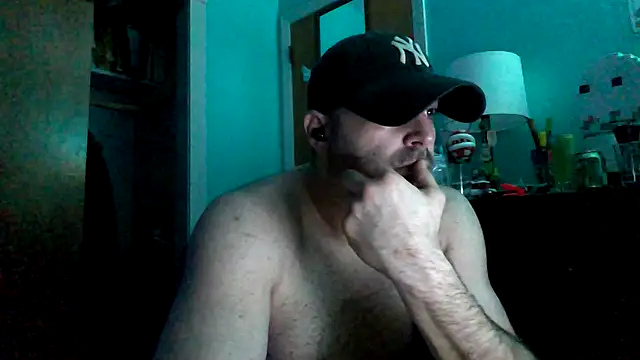 Snapshot of Novabear6996 chatting on 10-16-25, 07:20 Novabear6996 online show from 10-16-25, 07:20