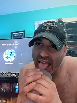Novabear6996 online show from 06-12-26, 04:11
