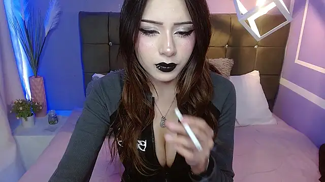 fyreandfox  online show from 01-31-26, 07:45