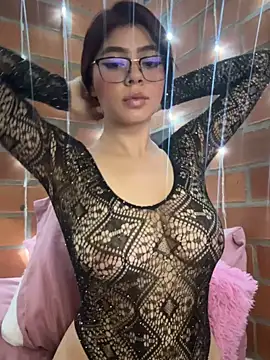 Snapshot of Danna_Myst chatting on 02-27-25, 12:21 Danna Myst online show from 02-27-25, 12:21