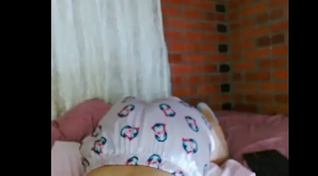 Snapshot of Danna_Myst chatting on 03-14-25, 03:15 Danna Myst online show from 03-14-25, 03:15