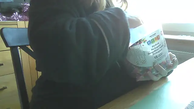 sizha6 online show from 09-19-25, 05:42