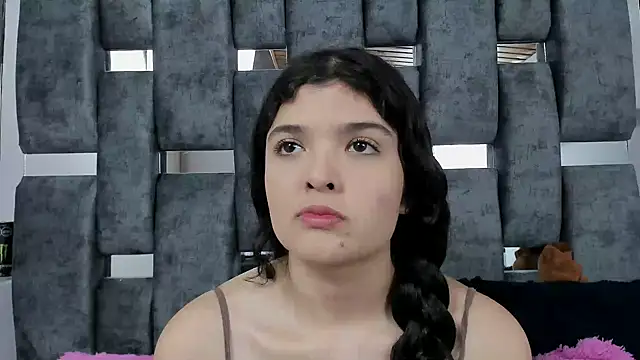 Snapshot of ARTEMISAKIM chatting on 09-21-25, 03:30 ARTEMISAKIM online show from 09-21-25, 03:30