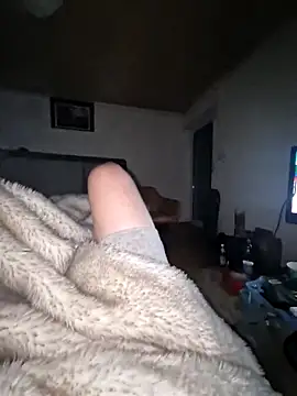 DerechteJunge online show from 10-22-25, 12:00