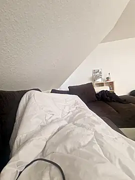 DerechteJunge online show from 02-15-26, 08:46