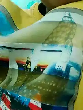 Snapshot of Aaradhna-hoy chatting on 03-04-25, 04:38 Aaradhna-hoy online show from 03-04-25, 04:38