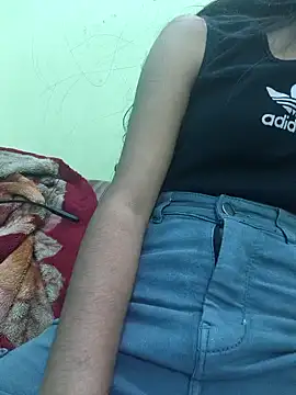 Snapshot of Aaradhna-hoy chatting on 03-07-25, 10:45 Aaradhna-hoy online show from 03-07-25, 10:45