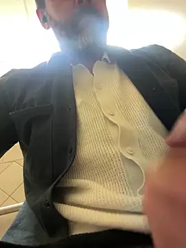 plaintreebull online show from 04-01-26, 07:44