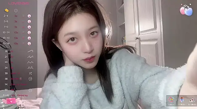 Snapshot of YaYa-521 chatting on 02-19-25, 12:46 YaYa-521 online show from 02-19-25, 12:46