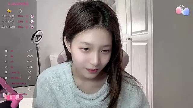 Snapshot of YaYa-521 chatting on 03-13-25, 05:50 YaYa-521 online show from 03-13-25, 05:50