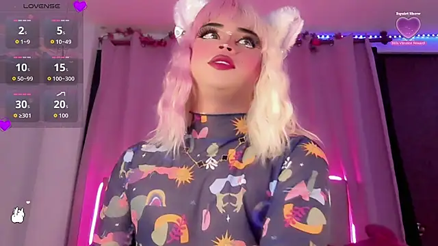 Snapshot of BabyNaomi2 chatting on 10-28-25, 04:42 BabyNaomi2 online show from 10-28-25, 04:42