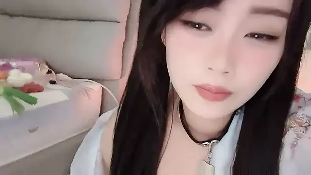 yueyue2003 online show from 03-14-25, 05:24