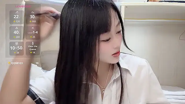 yueyue2003 online show from 07-08-26, 05:45