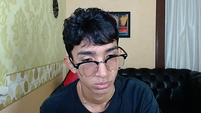 Martin Linares online show from 03-10-25, 01:43