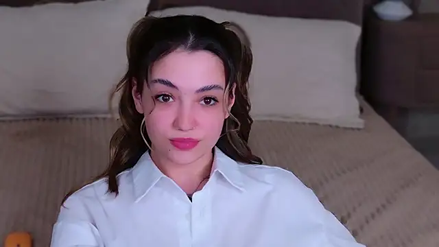 Snapshot of Alice_Deleon chatting on 02-22-25, 12:49 Alice Deleon online show from 02-22-25, 12:49