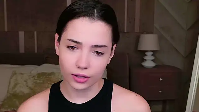 Snapshot of Alice_Deleon chatting on 09-22-25, 05:53 Alice Deleon online show from 09-22-25, 05:53