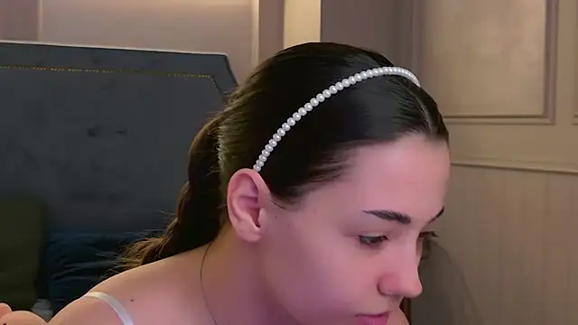 Alice Deleon online show from 07-29-26, 10:57