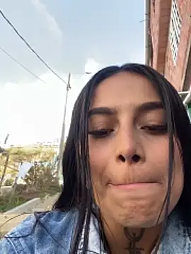 Emily sharlot online show from 11-11-25, 11:32