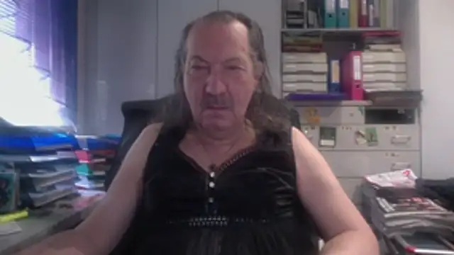 Snapshot of HMStraps01 chatting on 02-25-26, 07:07 HMStraps01 online show from 02-25-26, 07:07