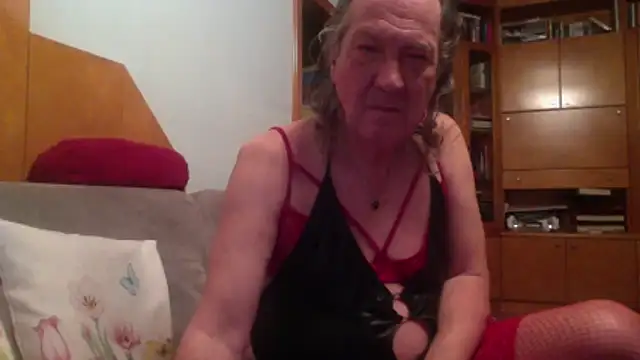 Snapshot of HMStraps01 chatting on 03-02-26, 05:53 HMStraps01 online show from 03-02-26, 05:53