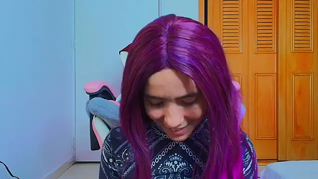 Snapshot of Peach_Rose_ chatting on 03-09-25, 01:04 Peach Rose online show from 03-09-25, 01:04