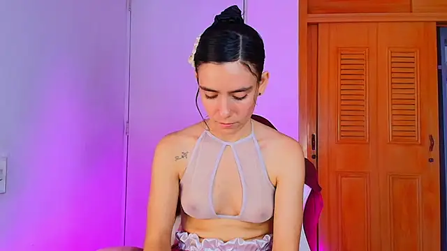 Snapshot of Peach_Rose_ chatting on 03-09-25, 09:25 Peach Rose online show from 03-09-25, 09:25