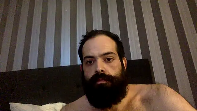 guccititi online show from 09-29-25, 11:53