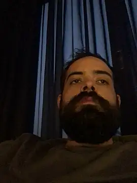 guccititi online show from 04-15-26, 09:49