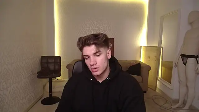 MaxKaiden online show from 03-01-25, 05:09