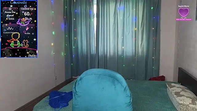 Sandra Snowflake online show from 10-01-25, 02:01