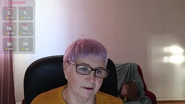 Snapshot of Sandra_Snowflake chatting on 02-02-26, 11:31 Sandra Snowflake online show from 02-02-26, 11:31