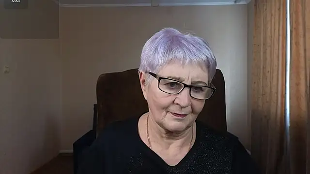 Snapshot of Sandra_Snowflake chatting on 02-04-26, 11:05 Sandra Snowflake online show from 02-04-26, 11:05