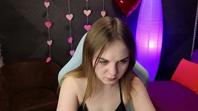 Dyna bae online show from 02-20-25, 01:03