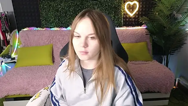 Dyna bae online show from 09-30-25, 02:27