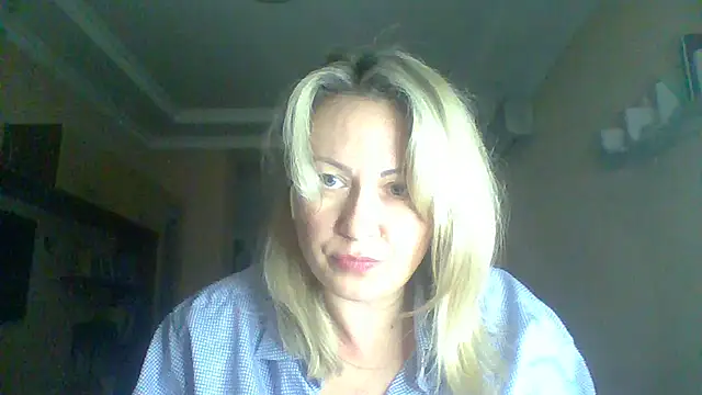 Snapshot of Mary888x chatting on 03-04-25, 06:29 Mary888x online show from 03-04-25, 06:29