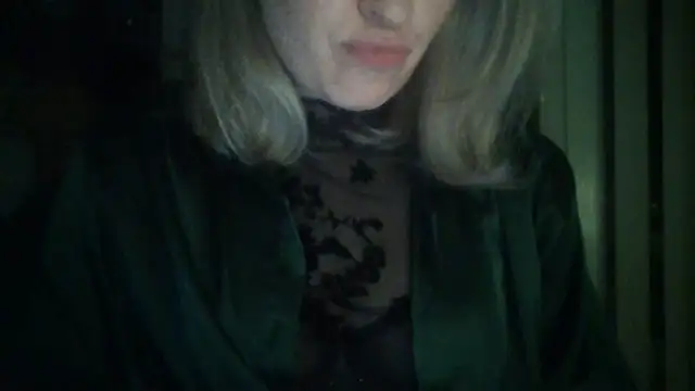 Snapshot of Mary888x chatting on 03-15-25, 06:21 Mary888x online show from 03-15-25, 06:21