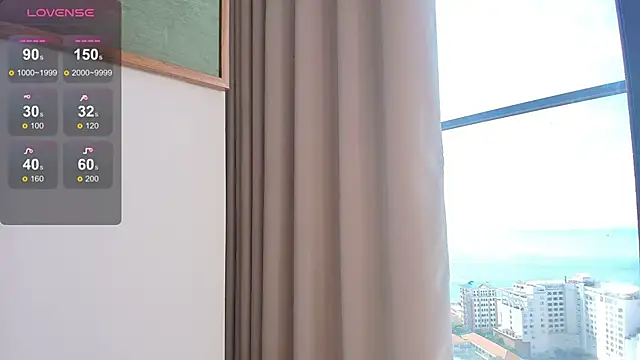 Snapshot of minamoons chatting on 10-03-25, 02:08 minamoons online show from 10-03-25, 02:08