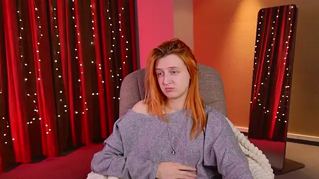 Snapshot of aishiro chatting on 02-04-26, 02:01 aishiro online show from 02-04-26, 02:01