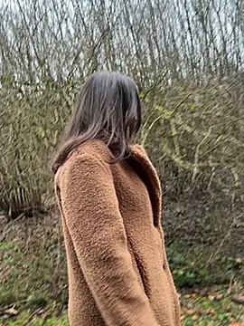 AvaFlowers6 online show from 11-30-25, 01:04