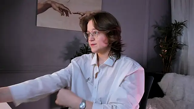 Snapshot of Rada_Woods chatting on 03-07-25, 08:44 Rada Woods online show from 03-07-25, 08:44