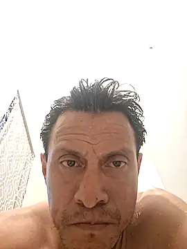 Snapshot of salchichon_69 chatting on 05-05-26, 02:14 salchichon 69 online show from 05-05-26, 02:14