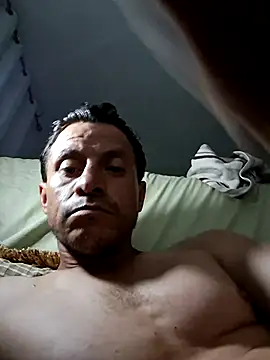Snapshot of salchichon_69 chatting on 05-12-26, 09:06 salchichon 69 online show from 05-12-26, 09:06