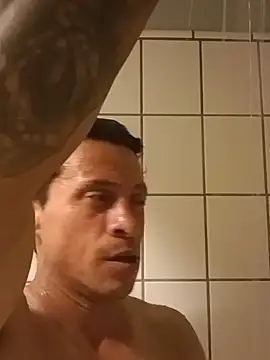 Snapshot of salchichon_69 chatting on 06-01-26, 07:43 salchichon 69 online show from 06-01-26, 07:43