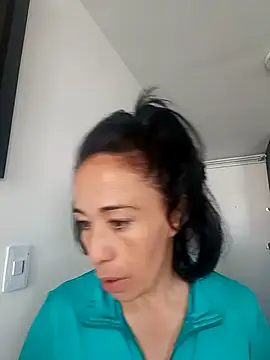 Snapshot of Coeur_de_luxure chatting on 11-09-25, 01:20 Coeur de luxure online show from 11-09-25, 01:20