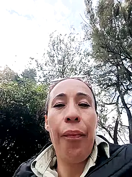 Snapshot of Coeur_de_luxure chatting on 01-10-26, 01:57 Coeur de luxure online show from 01-10-26, 01:57